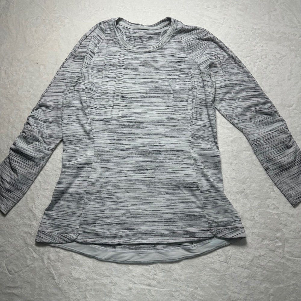 Lululemon Runderful Size 10 Top Long Sleeve Space‎ Dye Gray White Silver Spoon